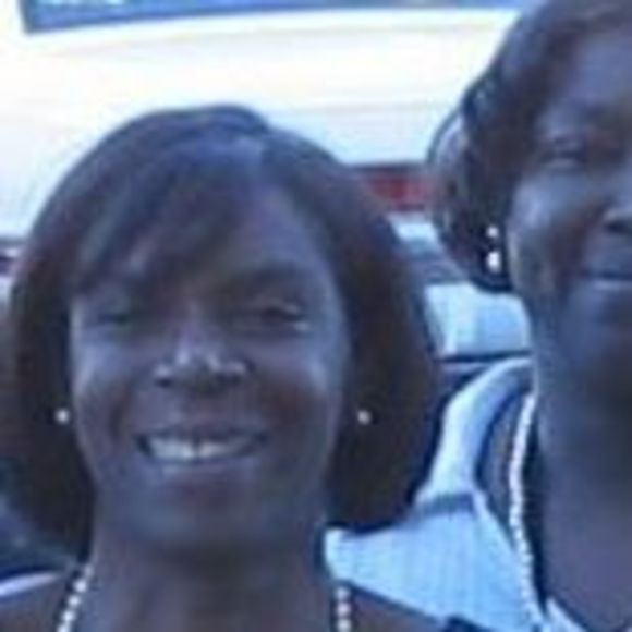 Meet your Posher, Bobbie - Picture 1 of 1